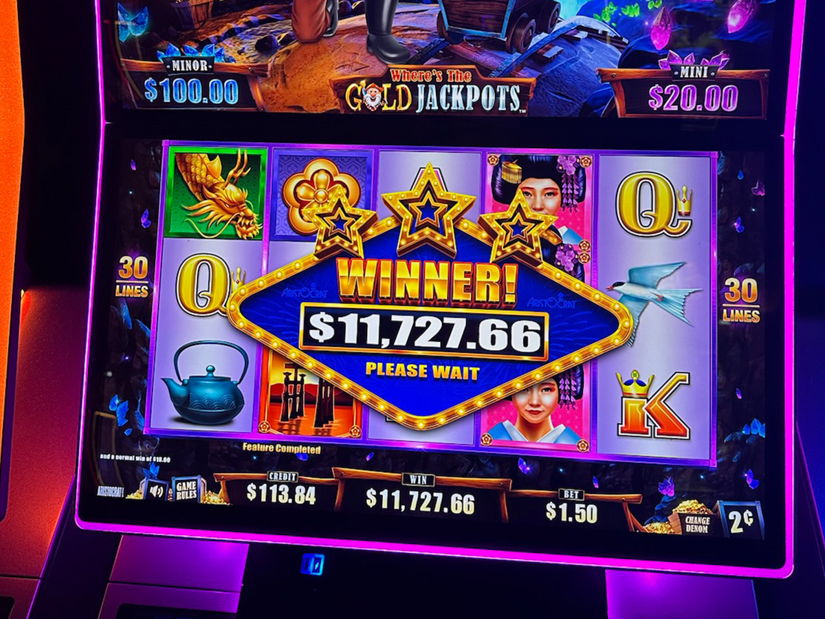 $11,727 won on Gold Jackpot